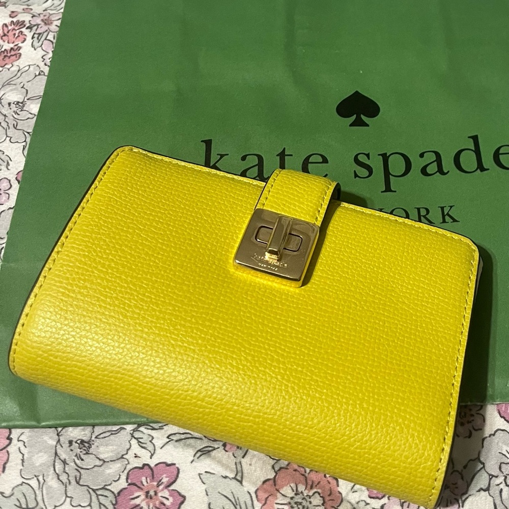 Kate Spade Yellow Wallet with Turn-Lock Closure NEW w TAGS